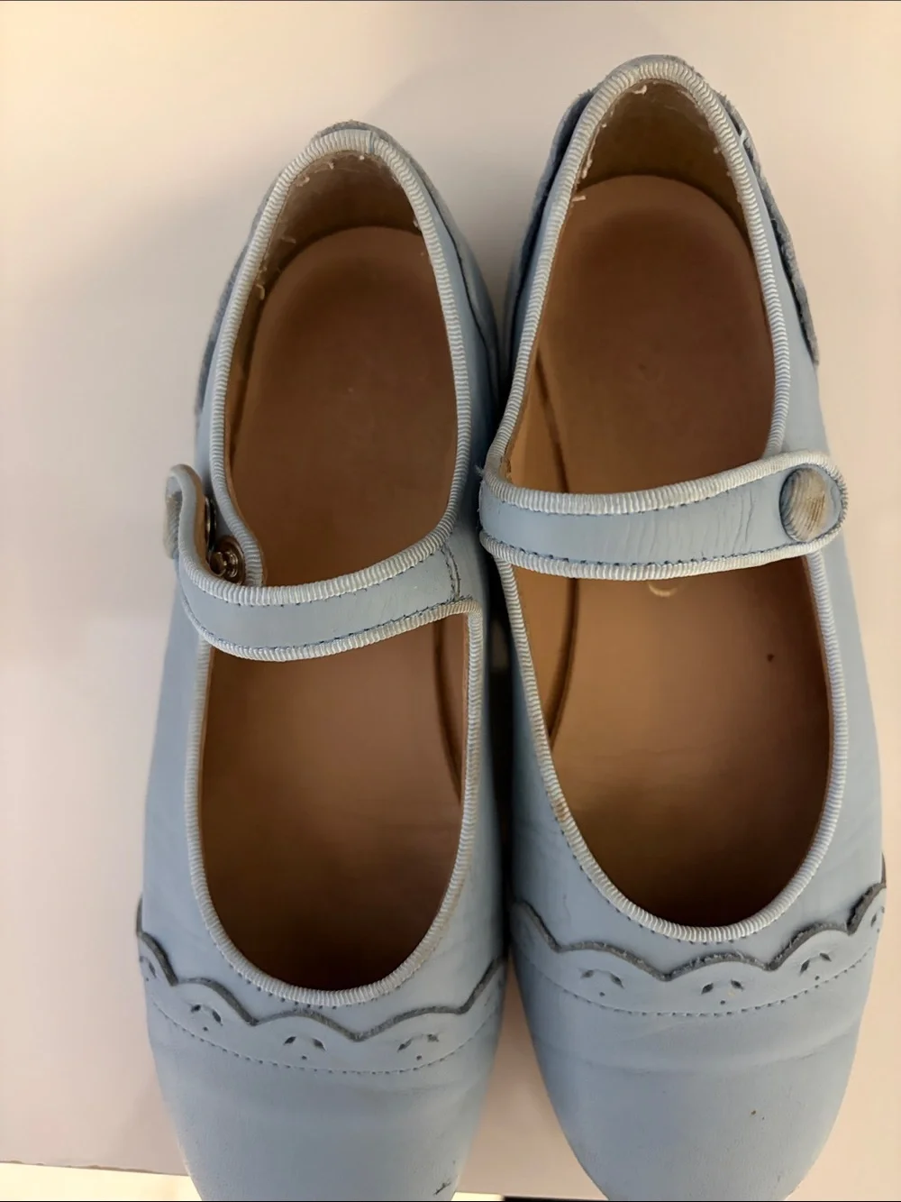 Girls' Light Blue Mary Jane Dress Shoes with Scallop Detail Size 34